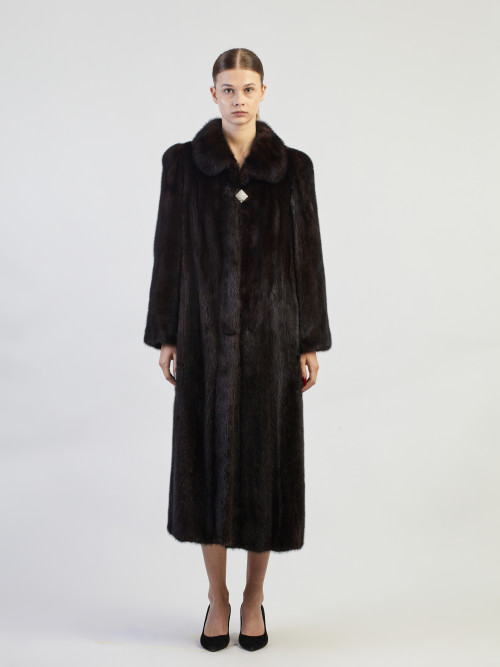 Шуба норковая б/у Saga Mink 44-46р трапеция без капюшона