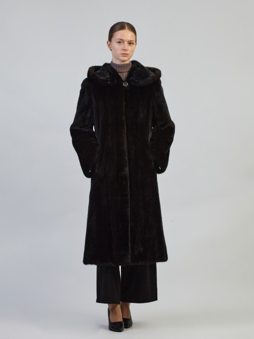 Шуба норковая б/у SNOWBUBLE с капюшоном 48р