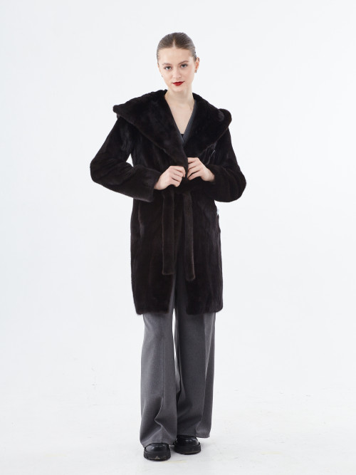 Шуба норковая б/у AVANTI FURS р 40-42 Blacklama