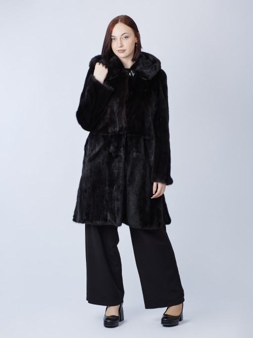 Шуба норковая б/у классика 42р с капюшоном