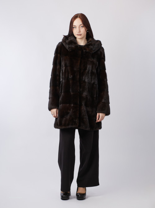 Шуба норковая б/у 48р.FELLINBERG поперечка с капюшоном