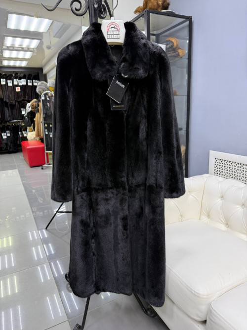 Шуба норковая б/у Blackglama 48р без капюшона